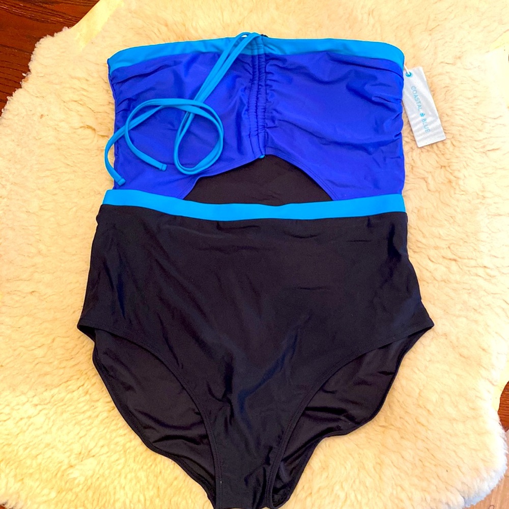 NWT Coastal Blue Women’s Swimsuit Halter Neck Cutout-Front, size 14-16